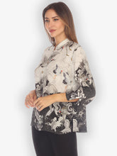Load image into Gallery viewer, Black &amp; White Crane &amp; Wave Blouse
