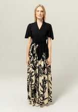 Load image into Gallery viewer, La Vie En Rose Dress