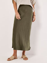 Load image into Gallery viewer, Satin Bias Cut Maxi Skirt