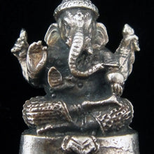 Load image into Gallery viewer, Brass Deity Statuette- Ganesha, Small