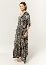 Load image into Gallery viewer, Ania Kaftan