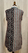 Load image into Gallery viewer, Kantha Stitch 5890 Turin Vest, One Size