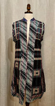 Load image into Gallery viewer, Kantha Stitch 5890 Turin Vest, One Size