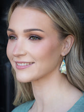 Load image into Gallery viewer, Caleen Earrings