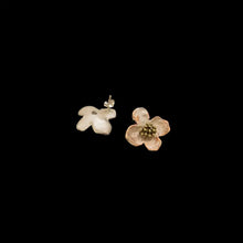 Load image into Gallery viewer, Dogwood Post Earrings