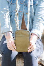 Load image into Gallery viewer, Ivy Phone Bag & Wallet, 3 Colors