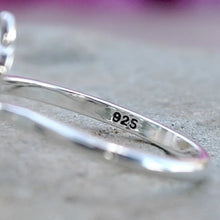 Load image into Gallery viewer, Cat with Black Agate Ring, 2 Sizes