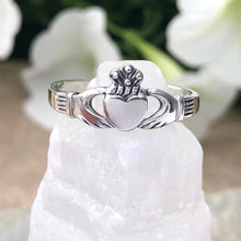 Load image into Gallery viewer, Claddagh Ring, 4 Sizes