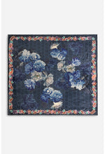 Load image into Gallery viewer, Cusco Cozy Blanket