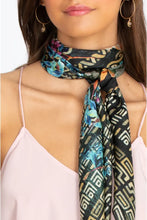 Load image into Gallery viewer, Weller Scarf
