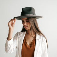 Load image into Gallery viewer, Monroe Rancher, 2 Colors