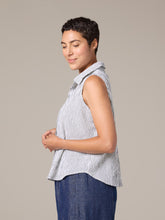 Load image into Gallery viewer, Crinkle Stripe Sleeveless Shirt

