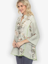 Load image into Gallery viewer, Baby White Peony Tummy Tuck Blouse
