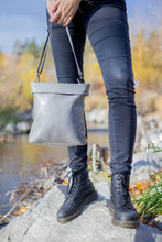 Load image into Gallery viewer, Bella Crossbody Purse, 2 Colors
