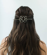 Load image into Gallery viewer, Kairavini Lotus Hair Slide with Stick - Silver
