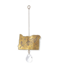 Load image into Gallery viewer, Oregon State Grape Engraved Suncatcher
