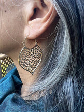 Load image into Gallery viewer, Earrings - Lightweight Brass Gold Tone Autumn Leaf
