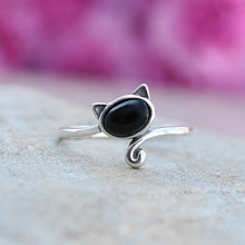 Load image into Gallery viewer, Cat with Black Agate Ring, 2 Sizes
