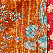 Load image into Gallery viewer, Cotton Kantha Stitch Sarria Jacket, 7171
