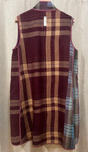 Load image into Gallery viewer, Cotton Kantha Stitch 7220 Milan Vest, One Size
