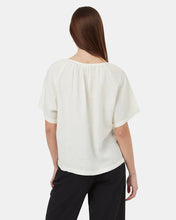 Load image into Gallery viewer, Hemp Popover Shirt
