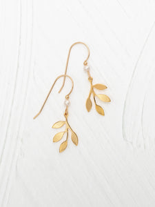 Holly Yashi Signature Earings, 2 Colors