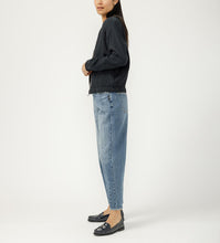 Load image into Gallery viewer, Barrel Leg Jeans
