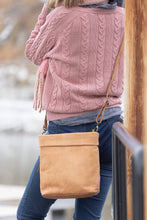 Load image into Gallery viewer, Bella Crossbody Purse, 2 Colors
