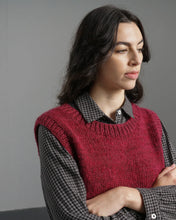 Load image into Gallery viewer, Heather Knitted Vest, Mulberry
