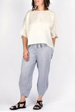 Load image into Gallery viewer, Everly Linen Blouse, 2 Colors
