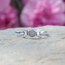 Load image into Gallery viewer, Moon with Moonstone Ring, 2 Sizes
