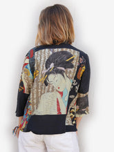 Load image into Gallery viewer, Japanese Woman Print Blouse
