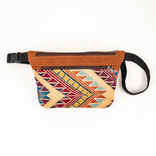 Load image into Gallery viewer, Geometric Waistpack
