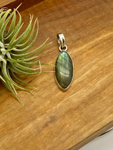 Load image into Gallery viewer, Marquise Labradorite Pendant
