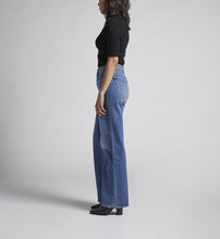 Load image into Gallery viewer, Highly Desirable High Rise Trouser Jean
