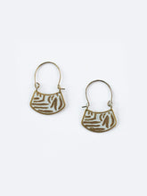 Load image into Gallery viewer, Arusha Earrings, Gold
